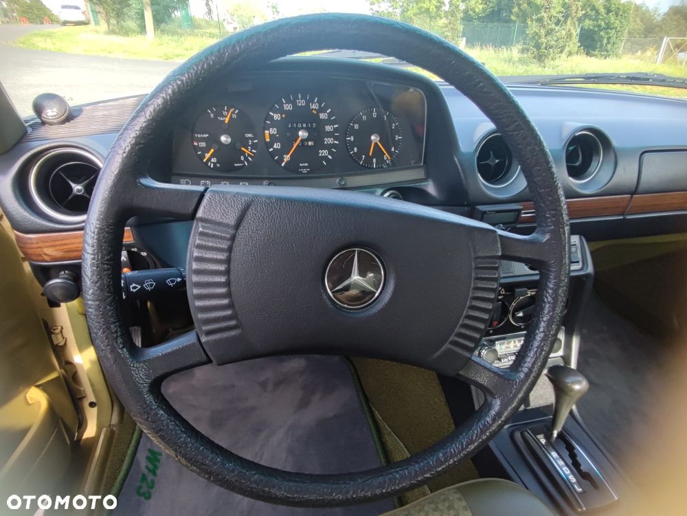 Mercedes-Benz W123 - 6