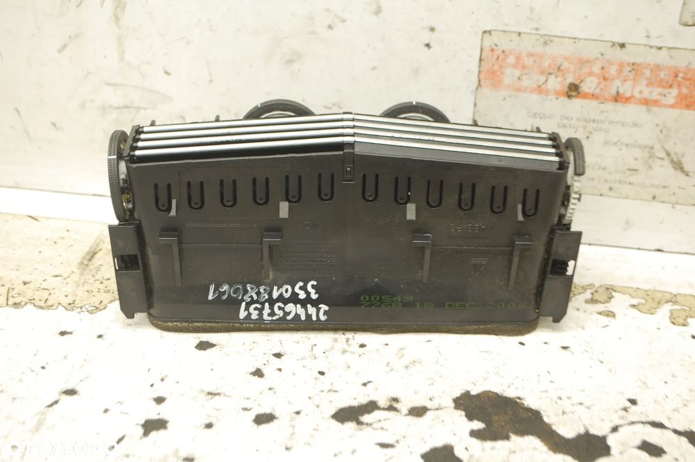 KRATKA NAWIEWU ŚRODKOWA 24465731 OPEL ASTRA III H - 3