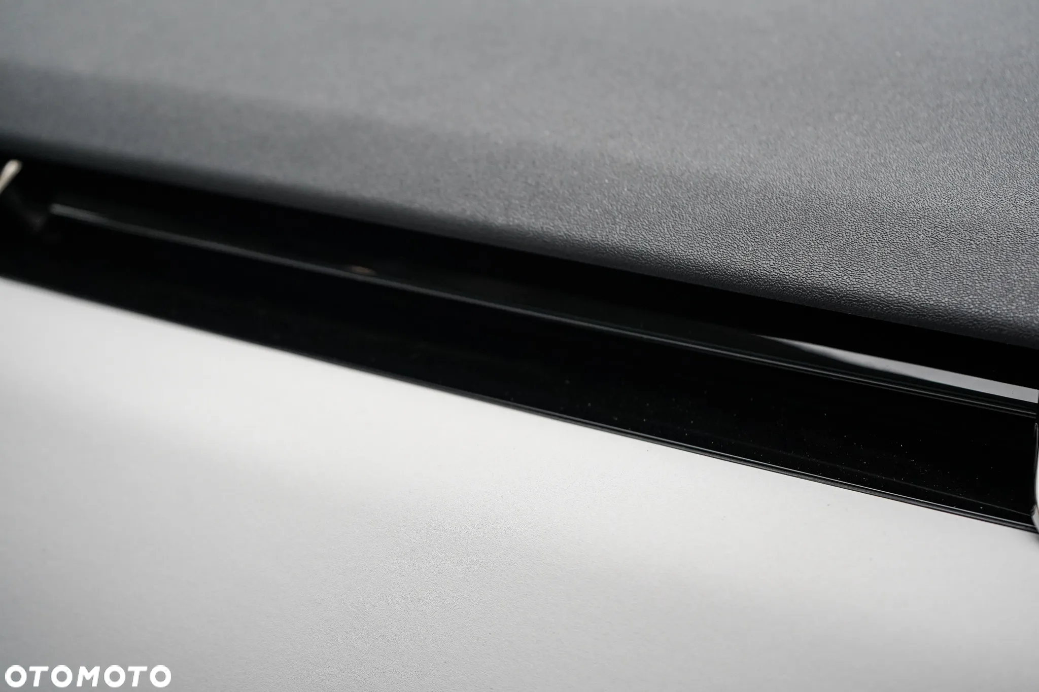 Land Rover Range Rover Evoque - 18