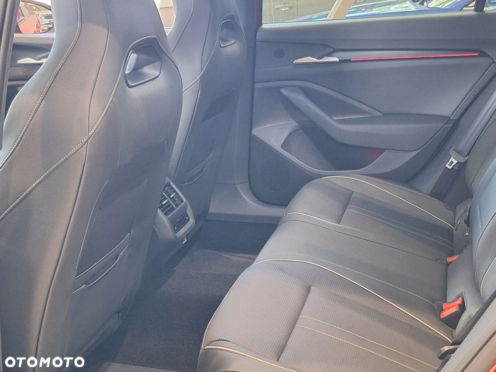 Skoda Superb 2.0 TSI Sportline DSG - 20