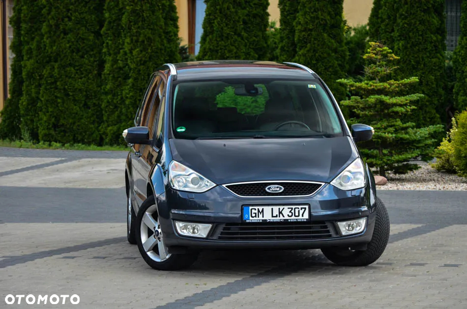 Ford Galaxy 2.0 TDCi Ghia - 8