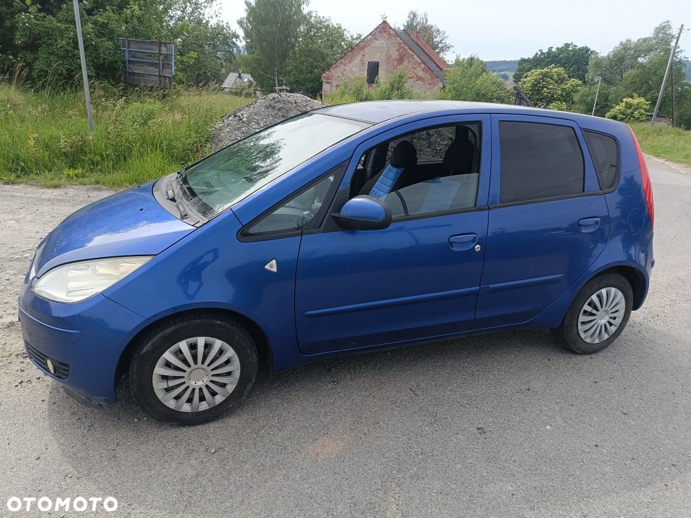 Mitsubishi Colt - 1