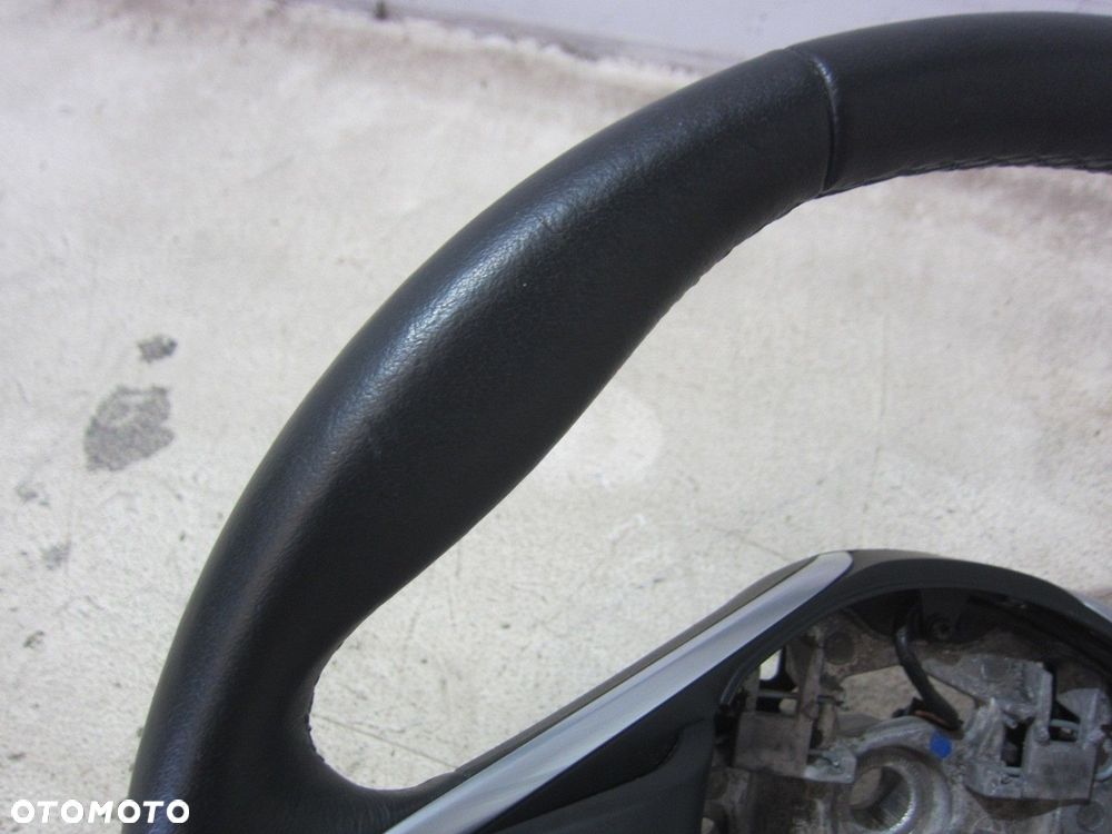 BMW X1 F48 F45 KIEROWNICA SKÓRZANA SKÓRA 6860358 32306860358 - 6