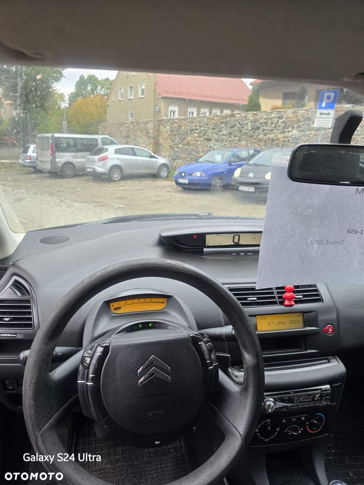 Citroën C4 Coupe 1.4 16V Advance - 7