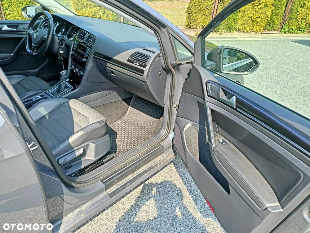 Volkswagen Golf 1.4 TSI BlueMotion Technology DSG Highline - 30