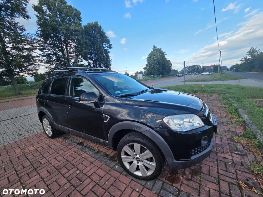 Chevrolet Captiva 2.0 d LT high - 3