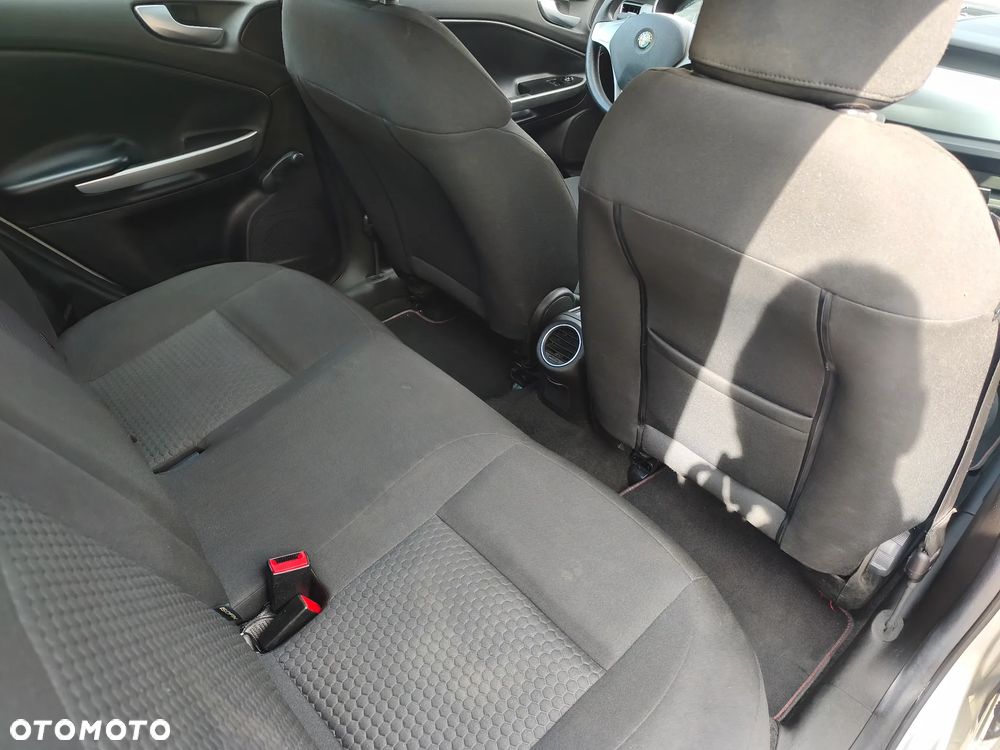 Alfa Romeo Giulietta 1.4 TB 16V - 5