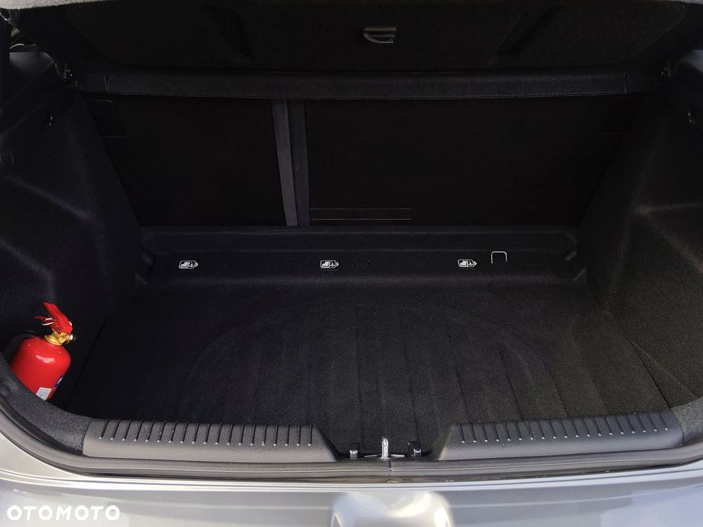 Hyundai i30 1.4 Fifa World Cup Edition - 28