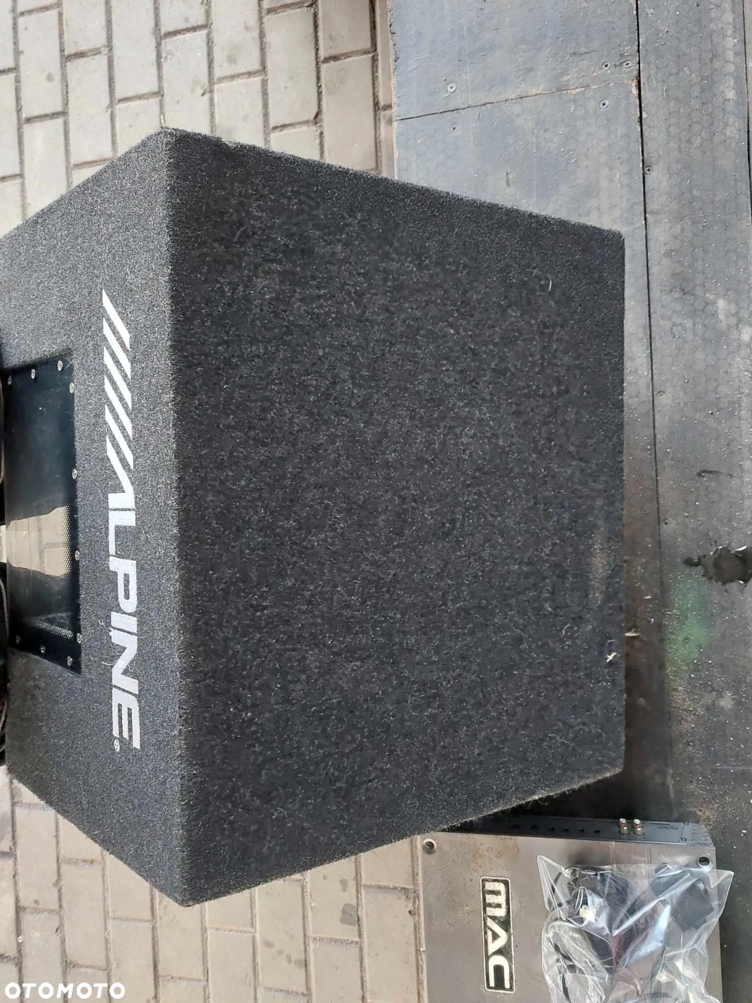 GŁOŚNIK SUBWOOFER TUBA+Wzmacniacz Alpine 800W - 5