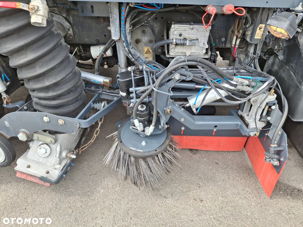 Renault Midlum 220 Zamiatarka Johnston VS500 Szczotki L/R Obie Strony Napęd Hydrostatyczny 2012r - 14