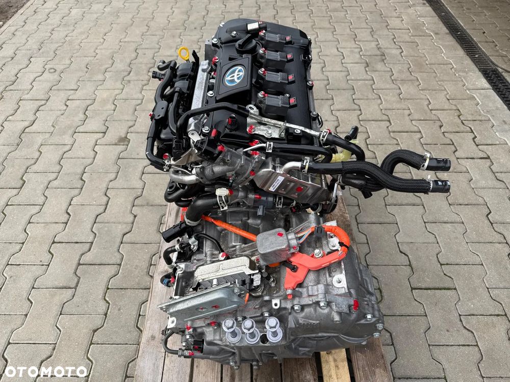 SILNIK + SKRZYNIA X2ZR-E22U TOYOTA COROLLA XII E21 1.8i HYBRID - 4