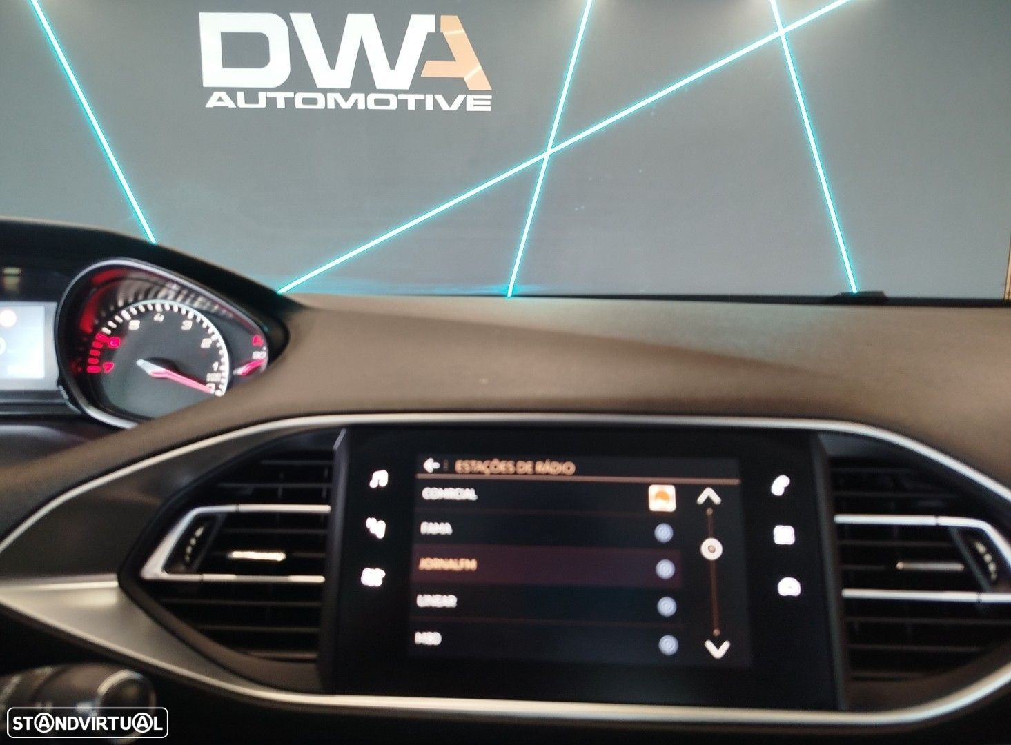 Peugeot 308 1.2 PureTech Business Line - 18