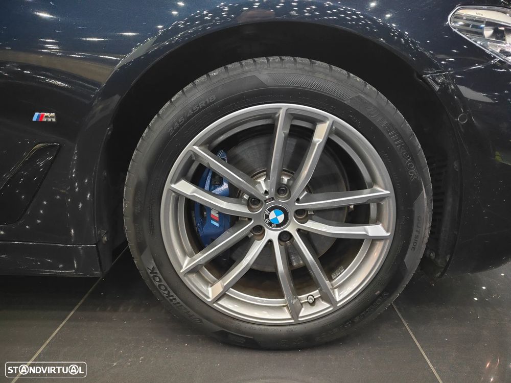 BMW 530 e iPerformance Pack M - 25