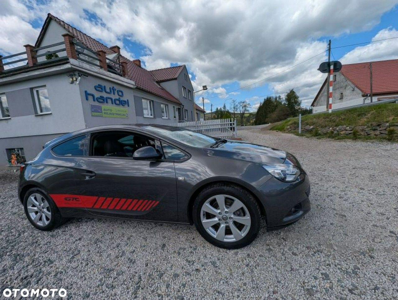 Opel Astra GTC 1.4 Turbo - 15