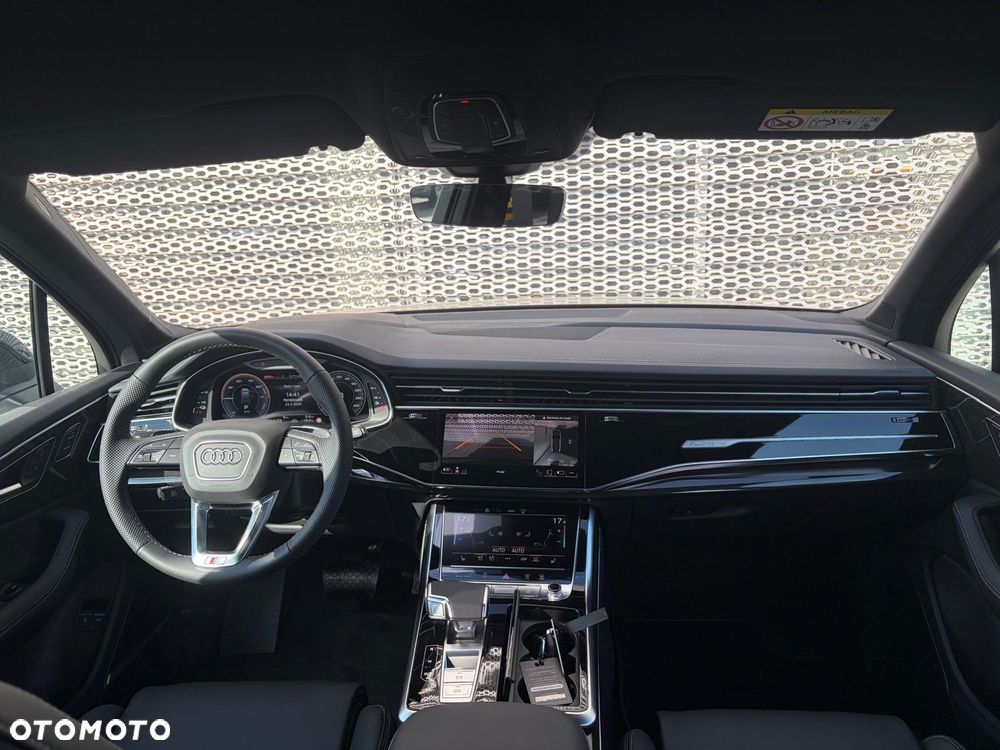 Audi Q7 TFSI e PHEV 290 kW Quattro S Line Tiptr - 9