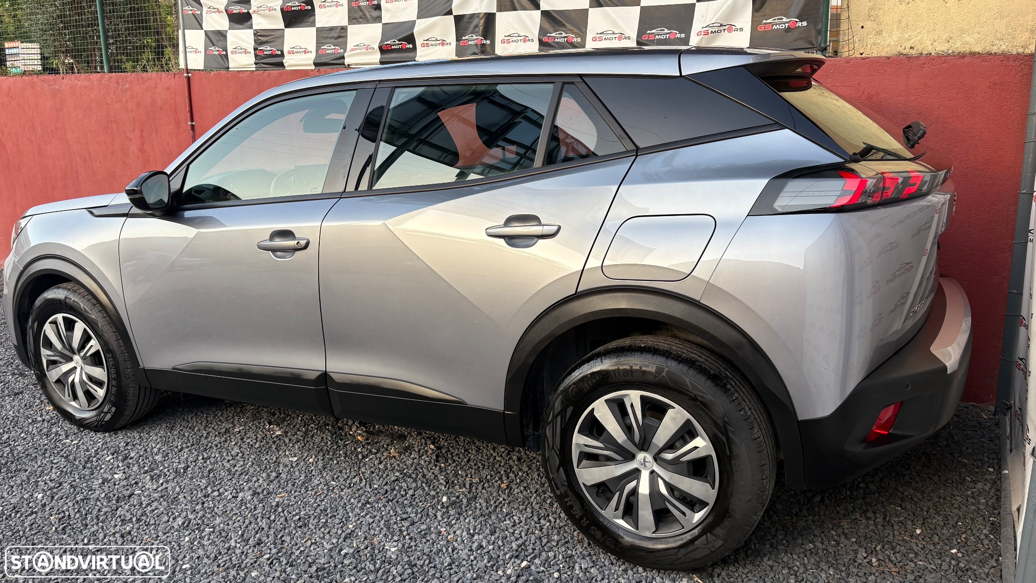 Peugeot 2008 1.2 PureTech Style - 4