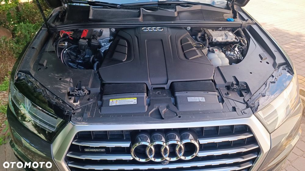 Audi Q7 - 12