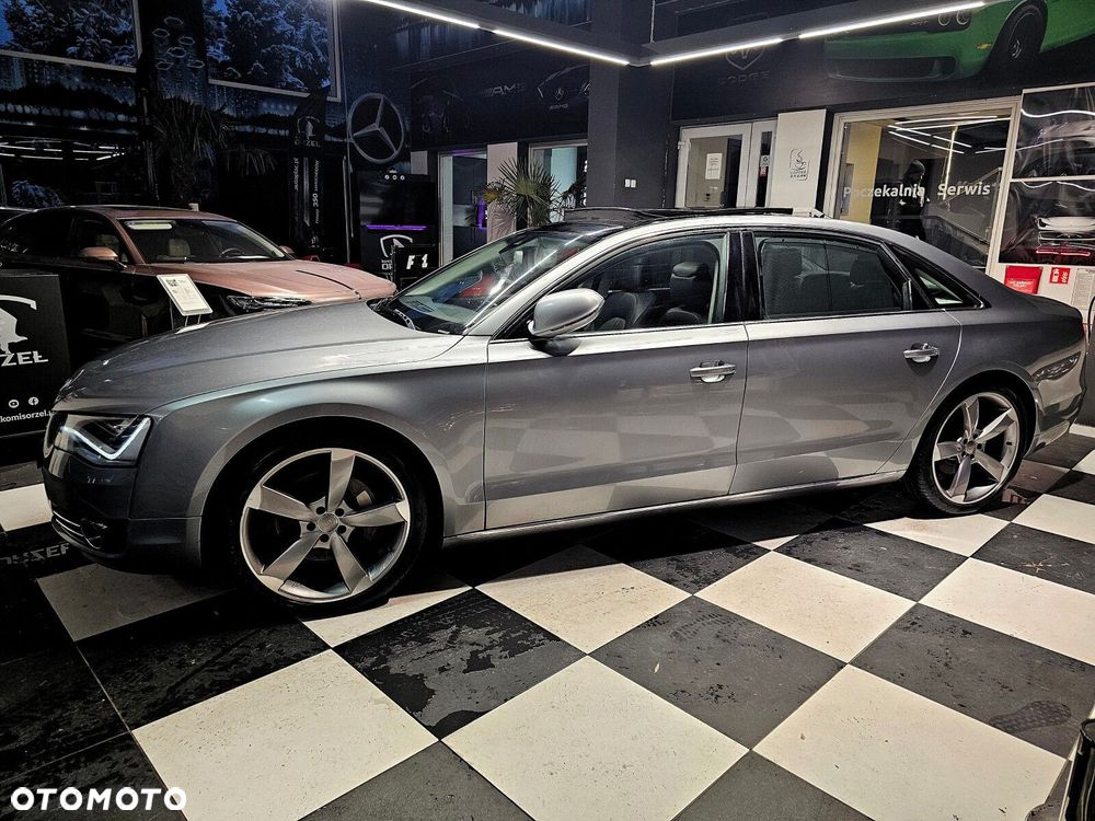 Audi A8 - 3