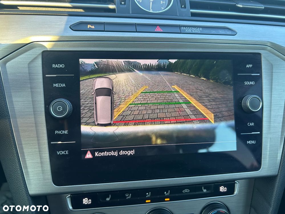 Volkswagen Passat 2.0 TDI BMT Highline DSG - 18