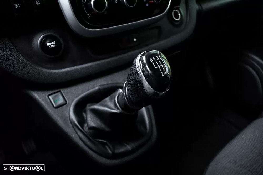 Renault Trafic 2.0 Blue dCi L1 Equilibre - 18