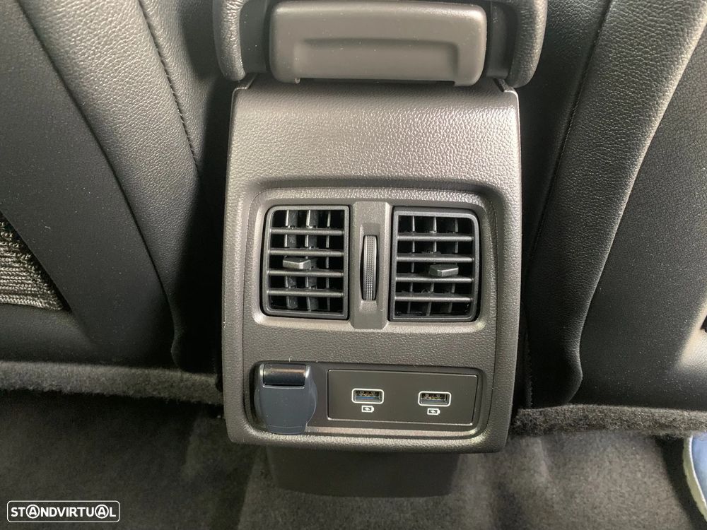 Renault Captur TCe Mild Hybrid 160 EDC GPF TECHNO - 16