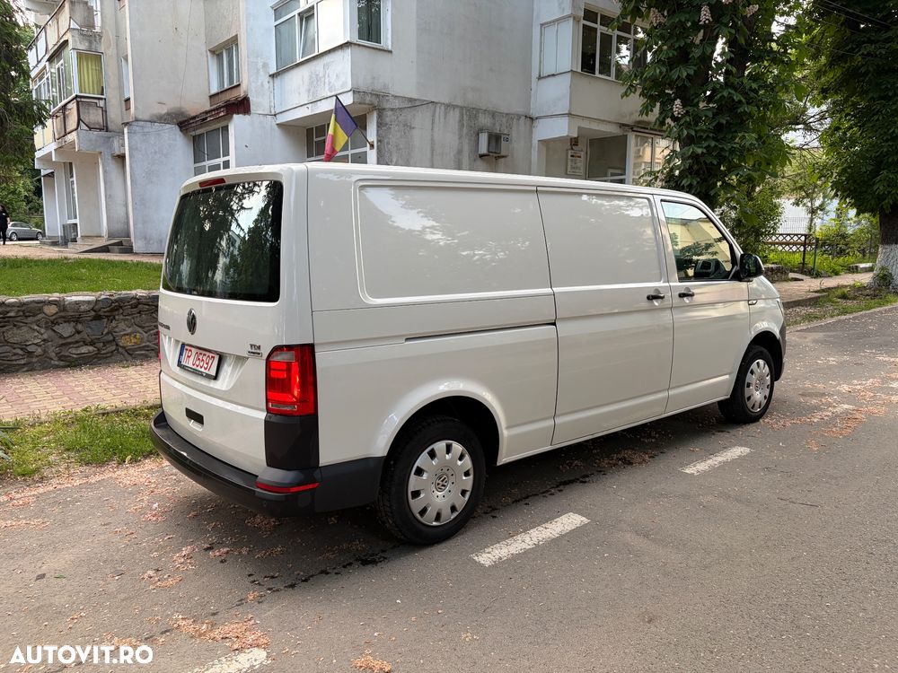 Volkswagen Transporter - 4