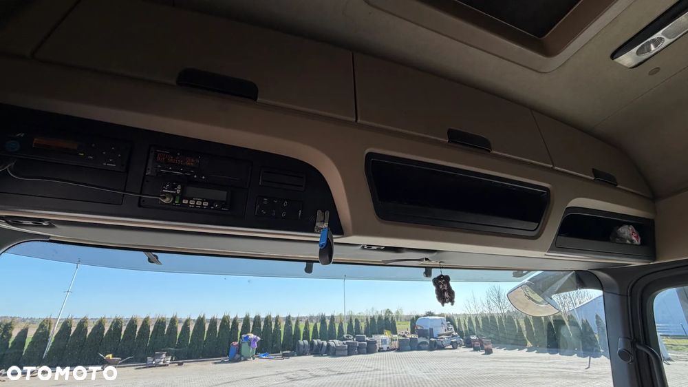 Mercedes-Benz Actros - 7