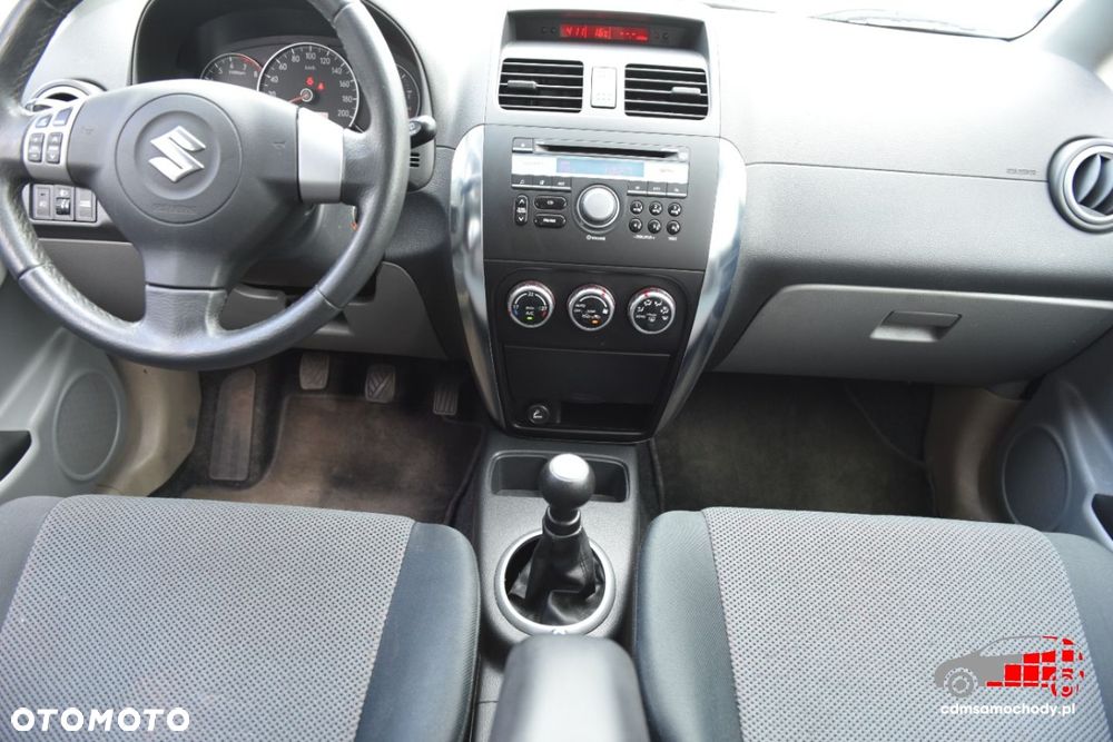 Suzuki SX4 - 23