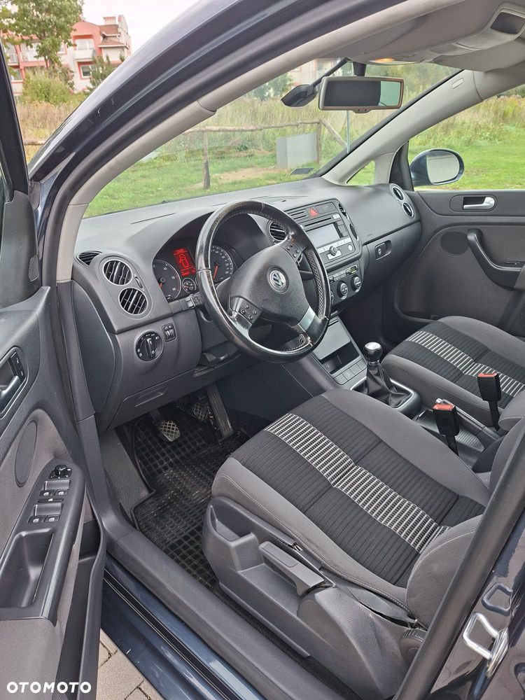 Volkswagen Golf Plus - 8