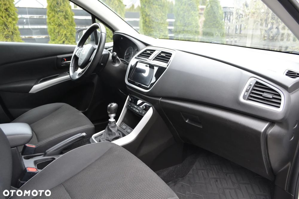 Suzuki SX4 - 35