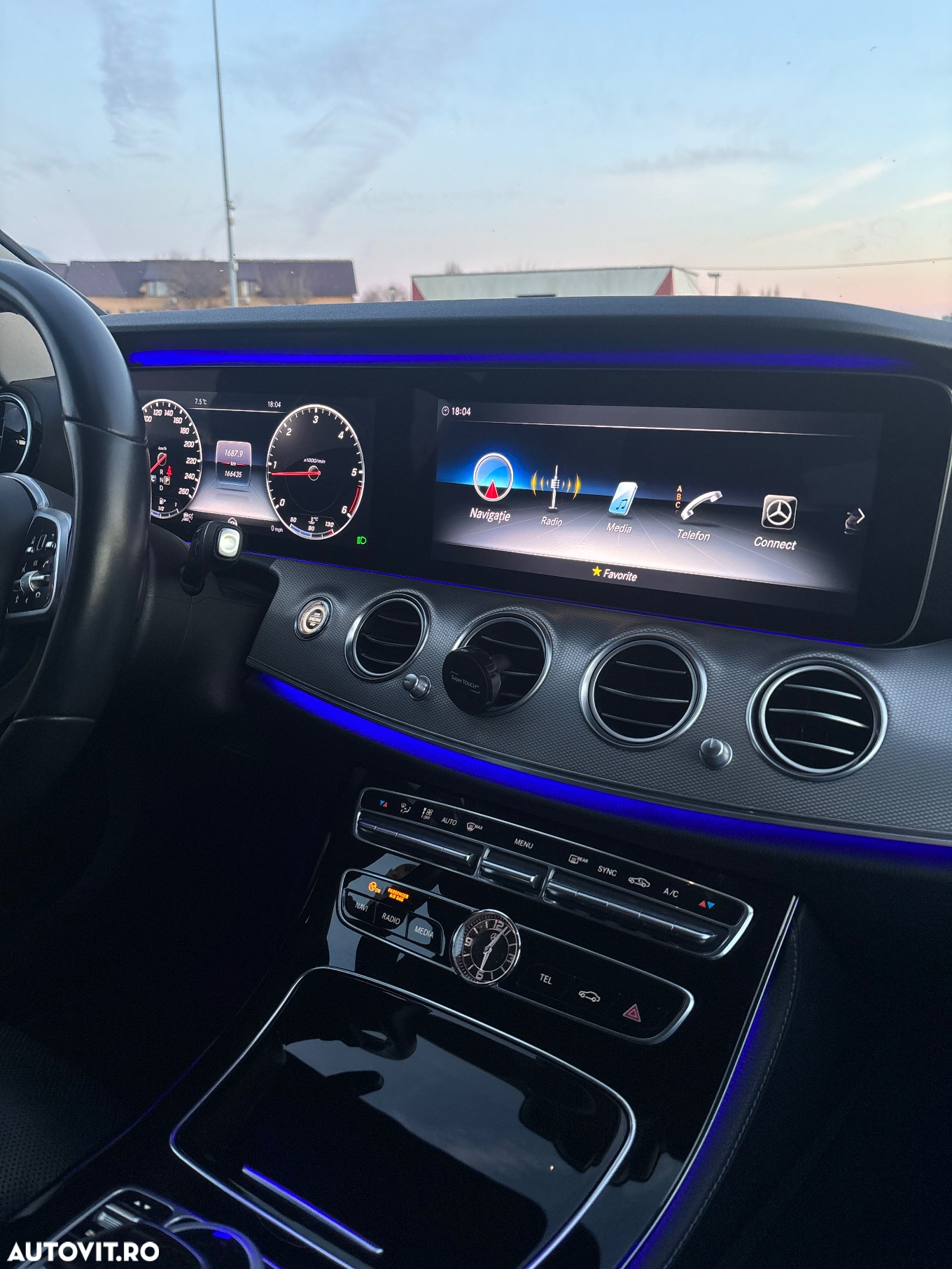Mercedes-Benz E 220 d 4Matic 9G-TRONIC - 27