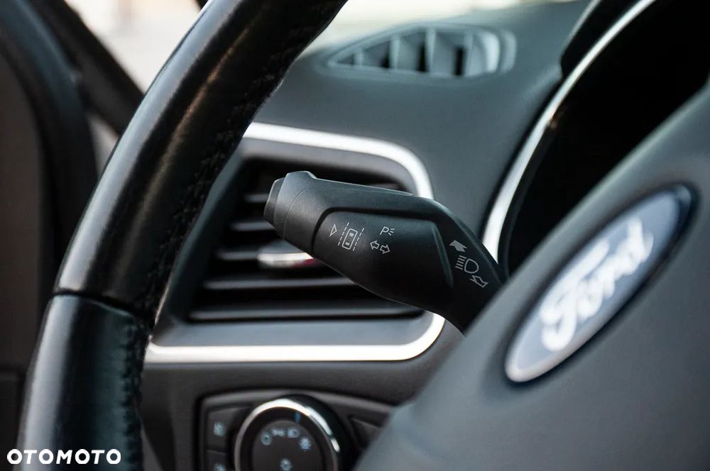 Ford S-Max 2.0 TDCi Titanium PowerShift - 40