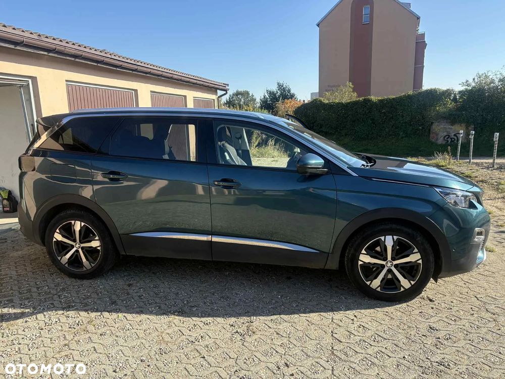 Peugeot 5008 - 3