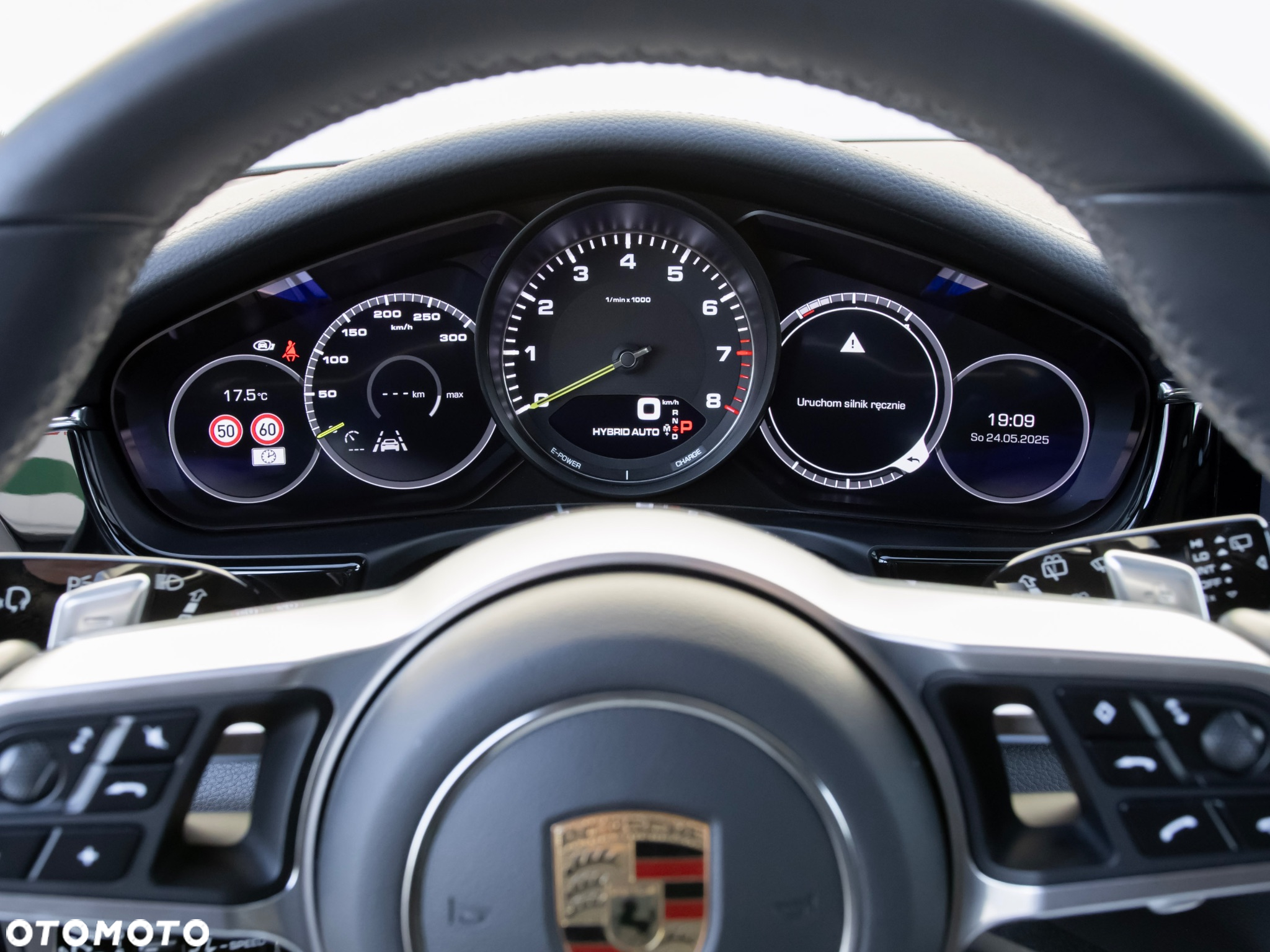 Porsche Panamera 4 10 Years Edition - 21