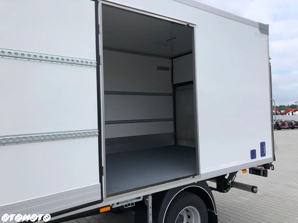 Iveco DAILY 70C18H izoterma winda 750 kg - 9