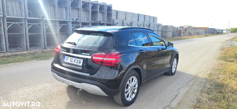 Mercedes-Benz GLA 200 d 4MATIC Aut. - 5
