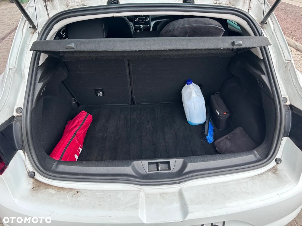 Renault Megane 1.3 TCe FAP Limited - 6