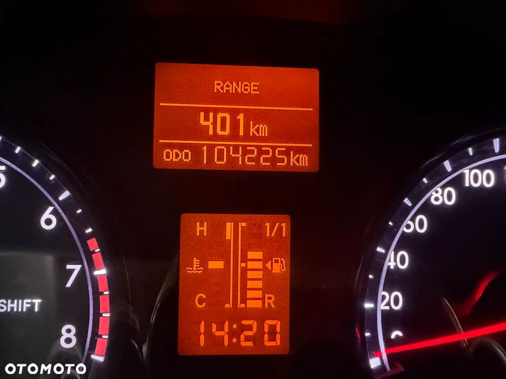 Toyota Avensis Touring Sports 1.8 Business Edition - 6