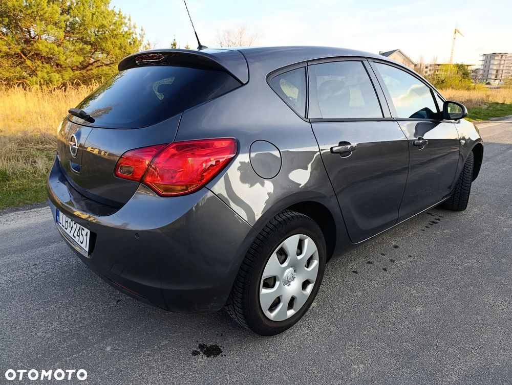 Opel Astra 1.6 Catch me - 7