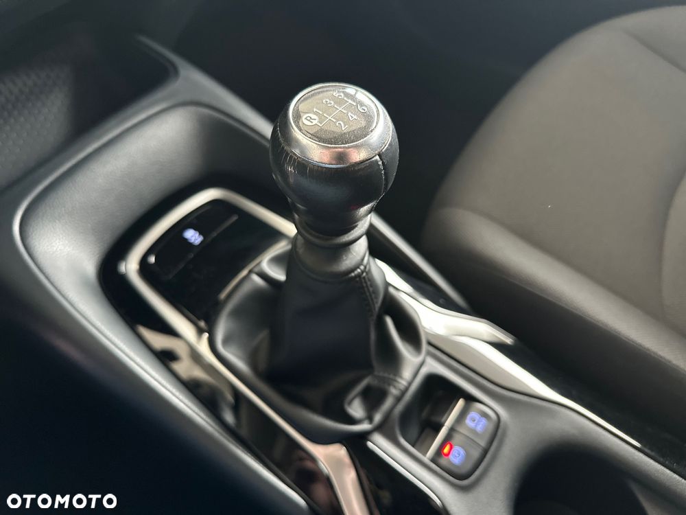 Toyota Corolla 1.5 Comfort - 23