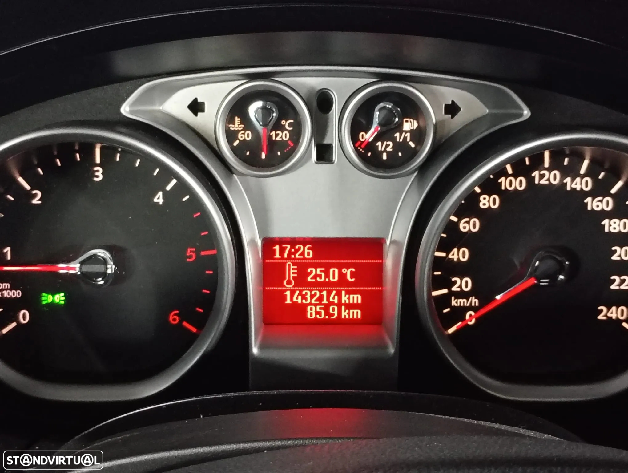 Ford Focus SW 1.6 TDCi Titanium - 6