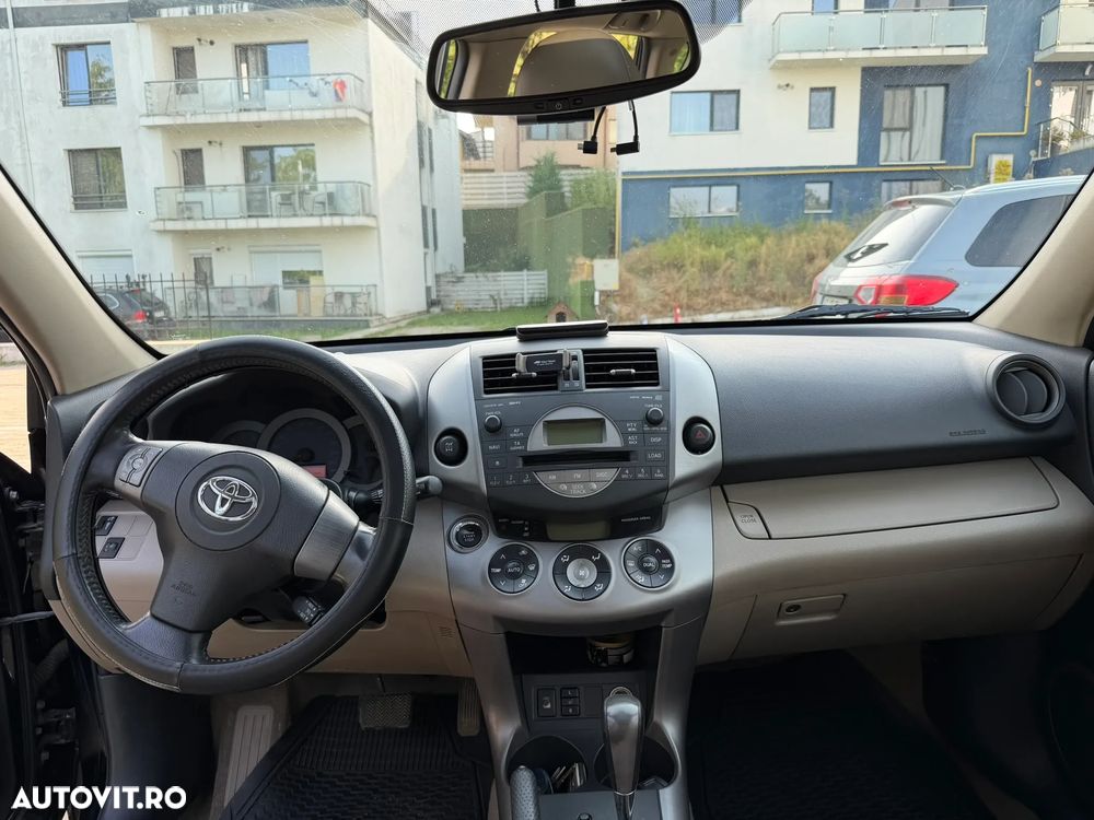 Toyota RAV4 2.0 Aut Executive - 15