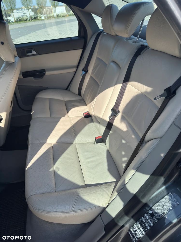Volvo S40 2.0D Summum - 11