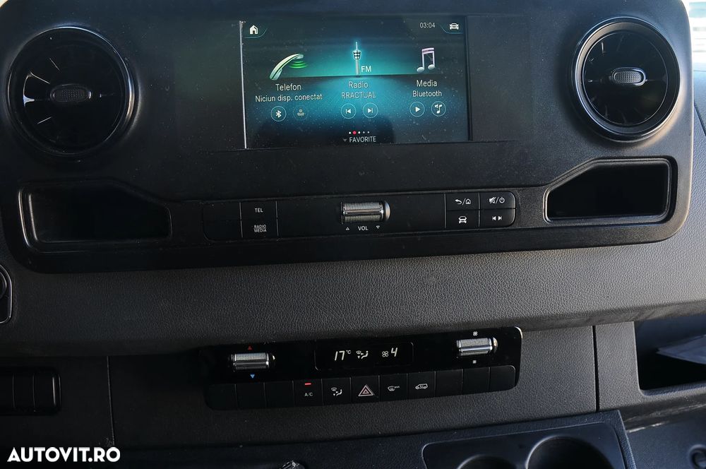 Mercedes-Benz Sprinter - 7