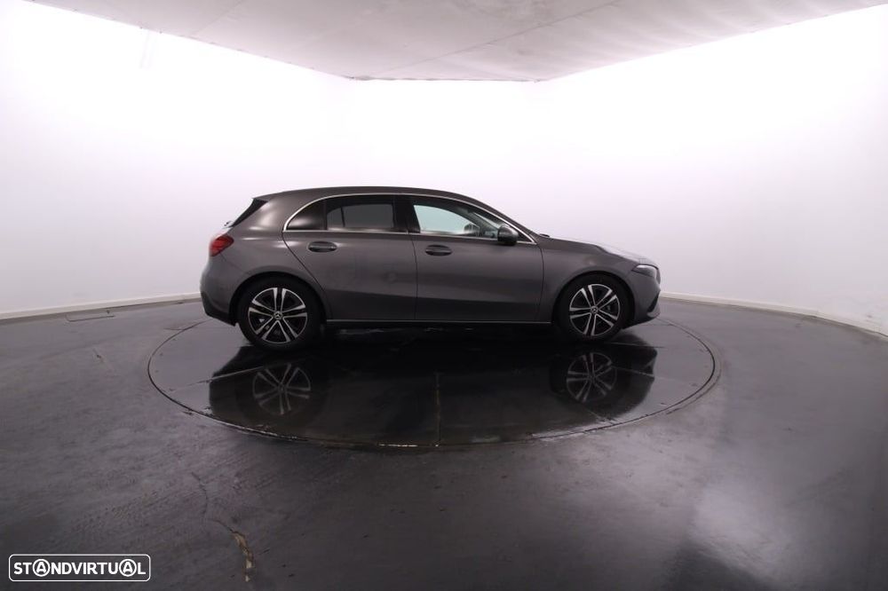 Mercedes-Benz A 200 d - 10