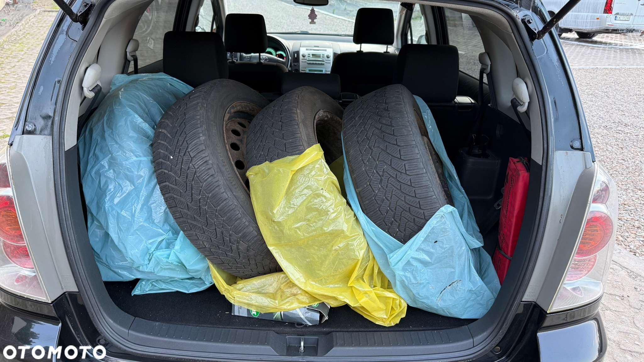 Toyota Corolla Verso - 7