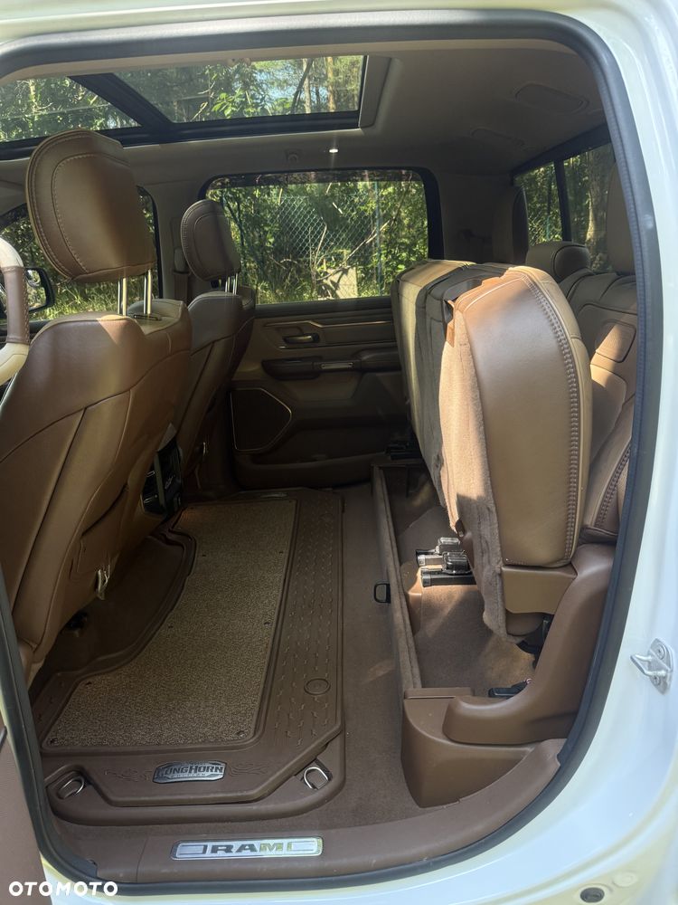 RAM 1500 Crew Cab Longhorn - 18