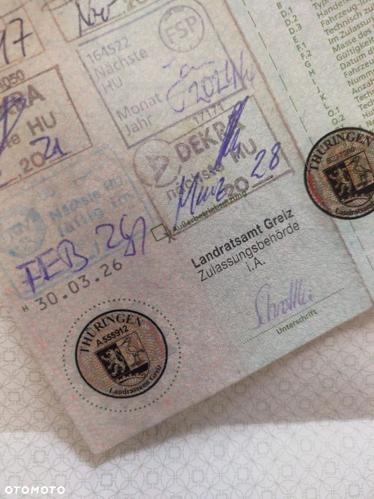 Mercedes-Benz Klasa E 220 CDI DPF BlueEFFICIENCY Avantgarde - 2