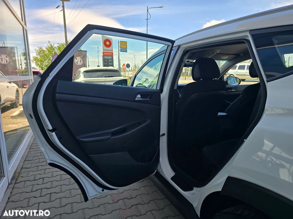 Hyundai Tucson - 16