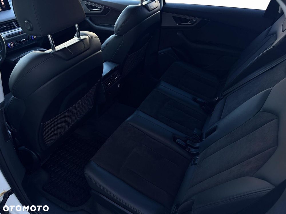 Audi Q7 45 TDI Quattro Tiptronic - 11